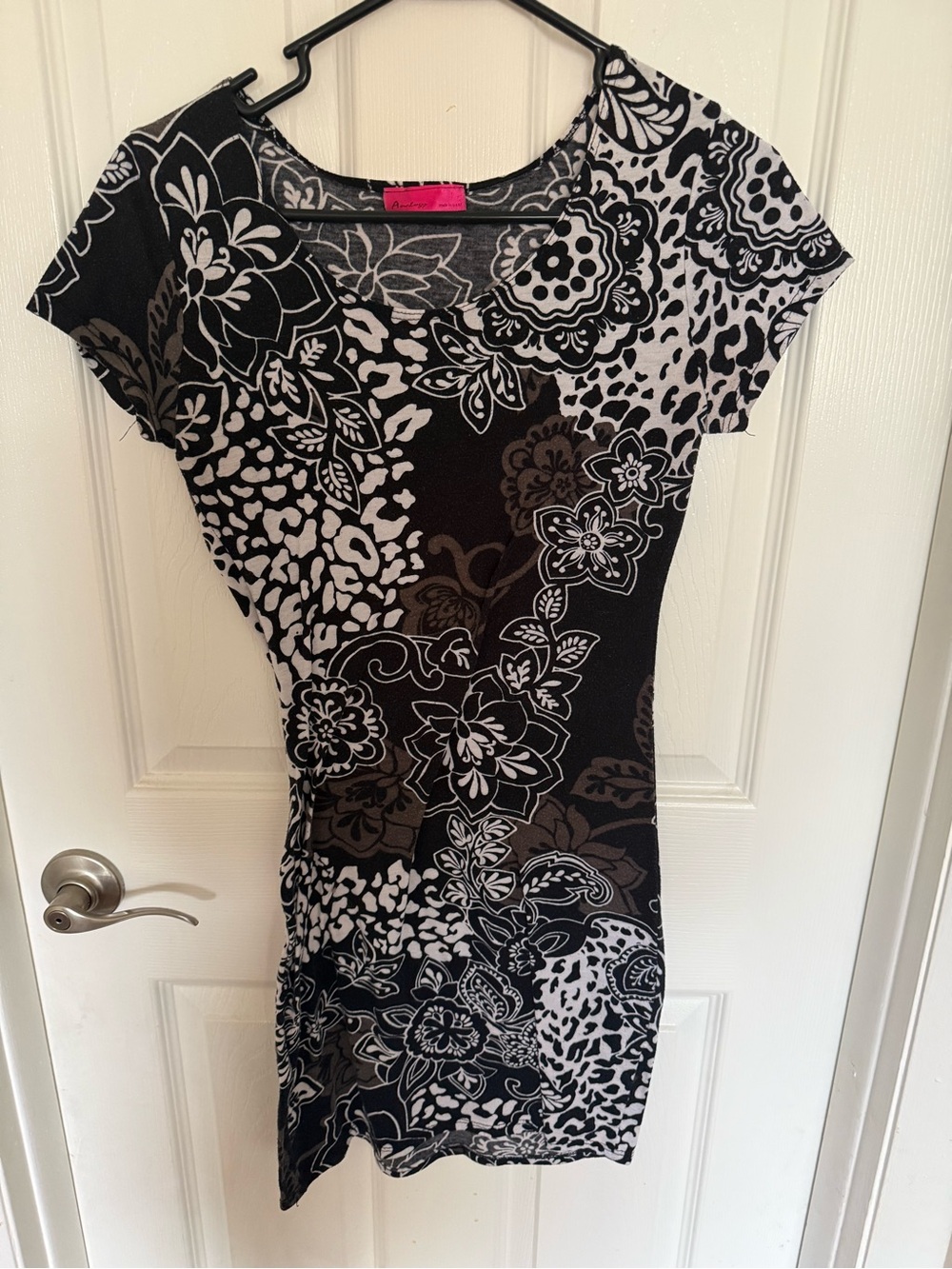 Black & White Floral-Print Short Sleeve Mini Dress